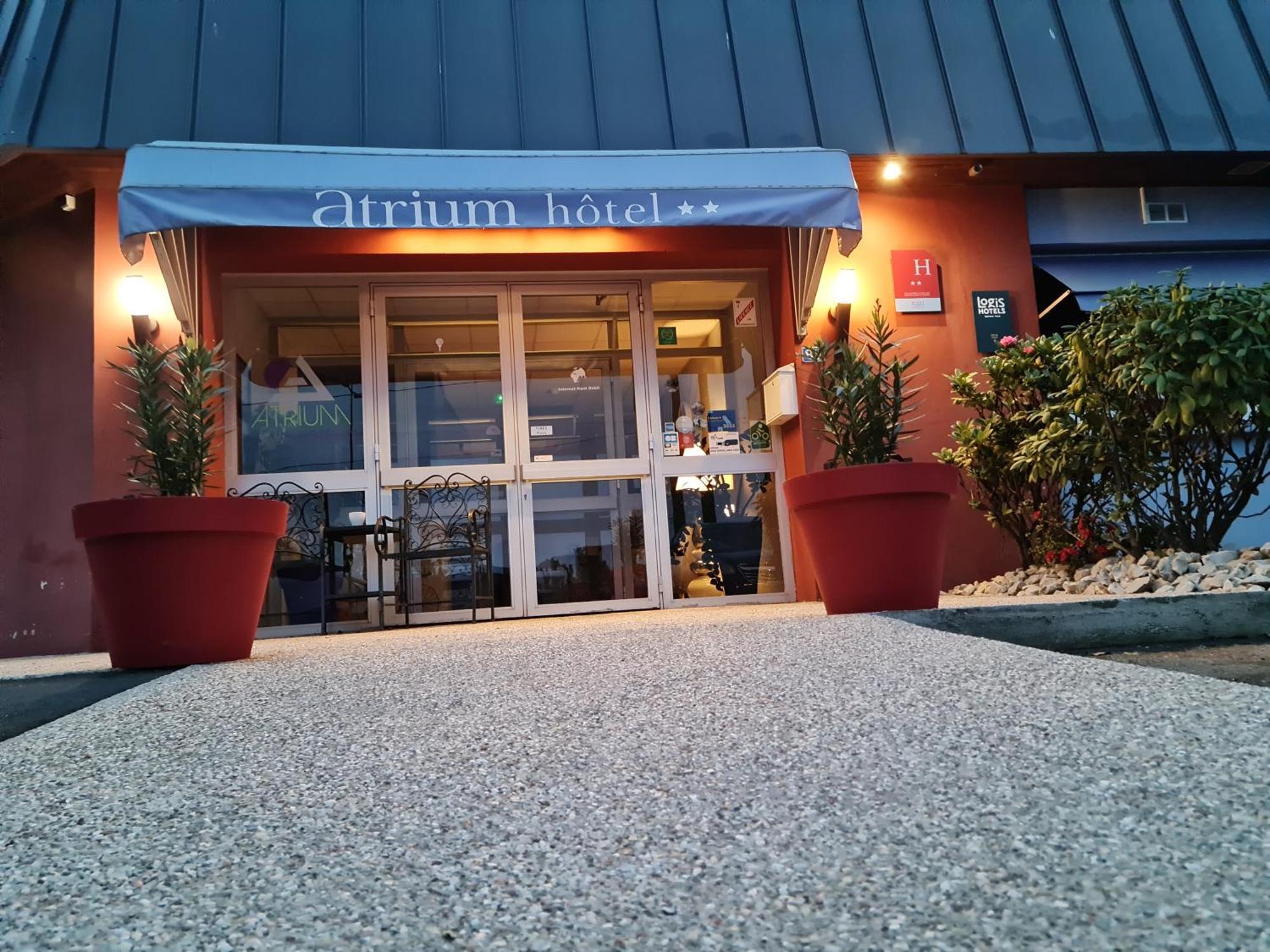Logis Hotel Atrium Epinal Golbey Chavelot Экстерьер фото