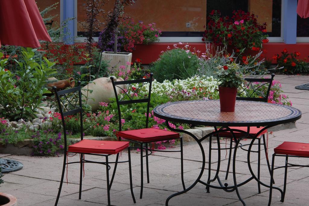Logis Hotel Atrium Epinal Golbey Chavelot Экстерьер фото