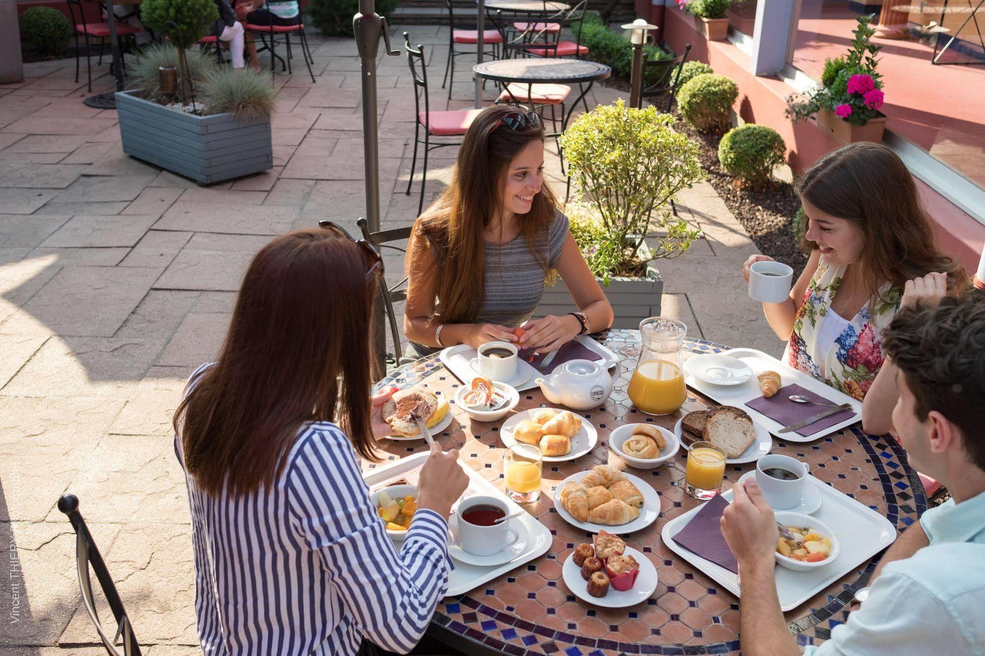 Logis Hotel Atrium Epinal Golbey Chavelot Экстерьер фото