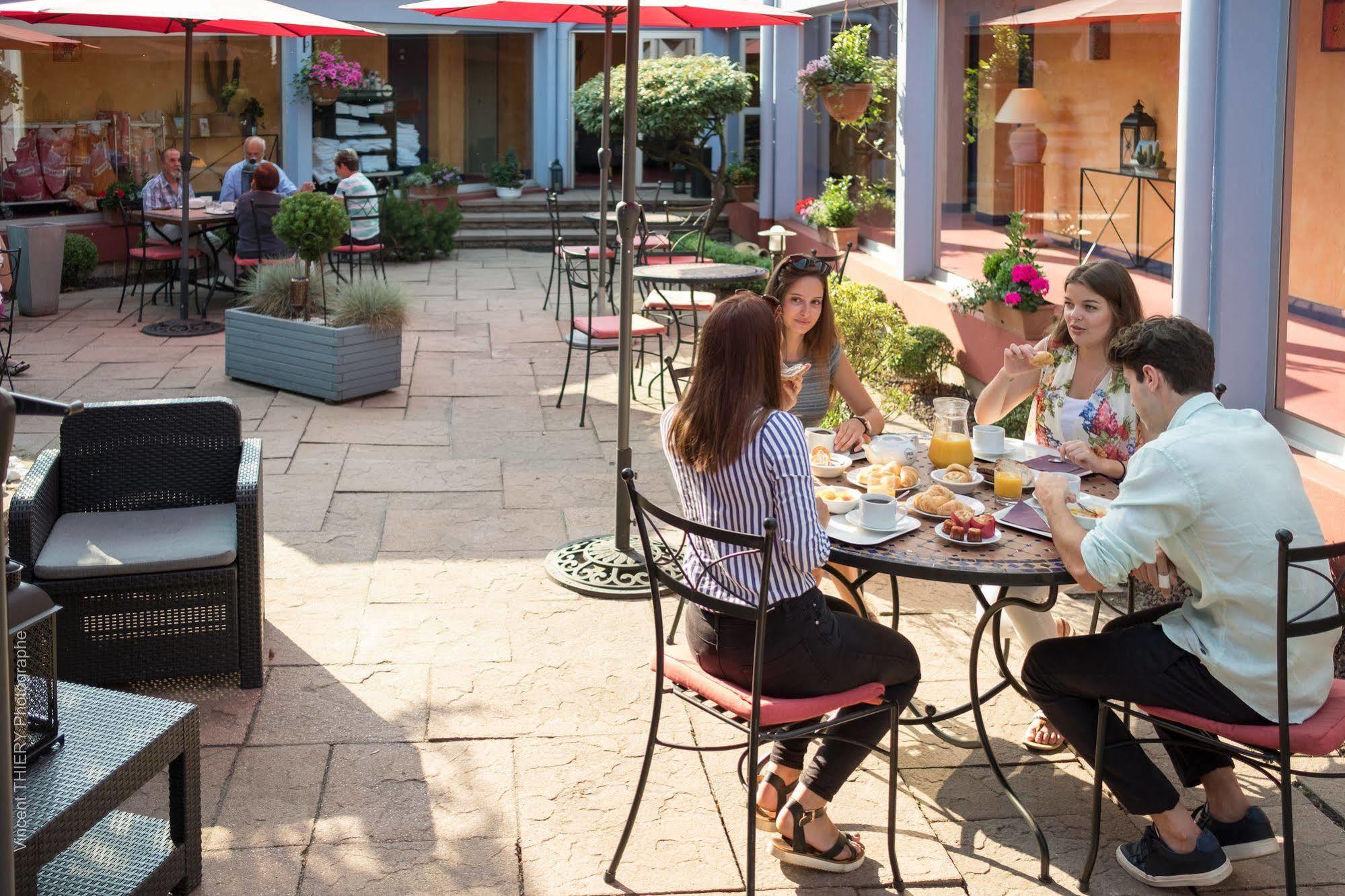 Logis Hotel Atrium Epinal Golbey Chavelot Экстерьер фото