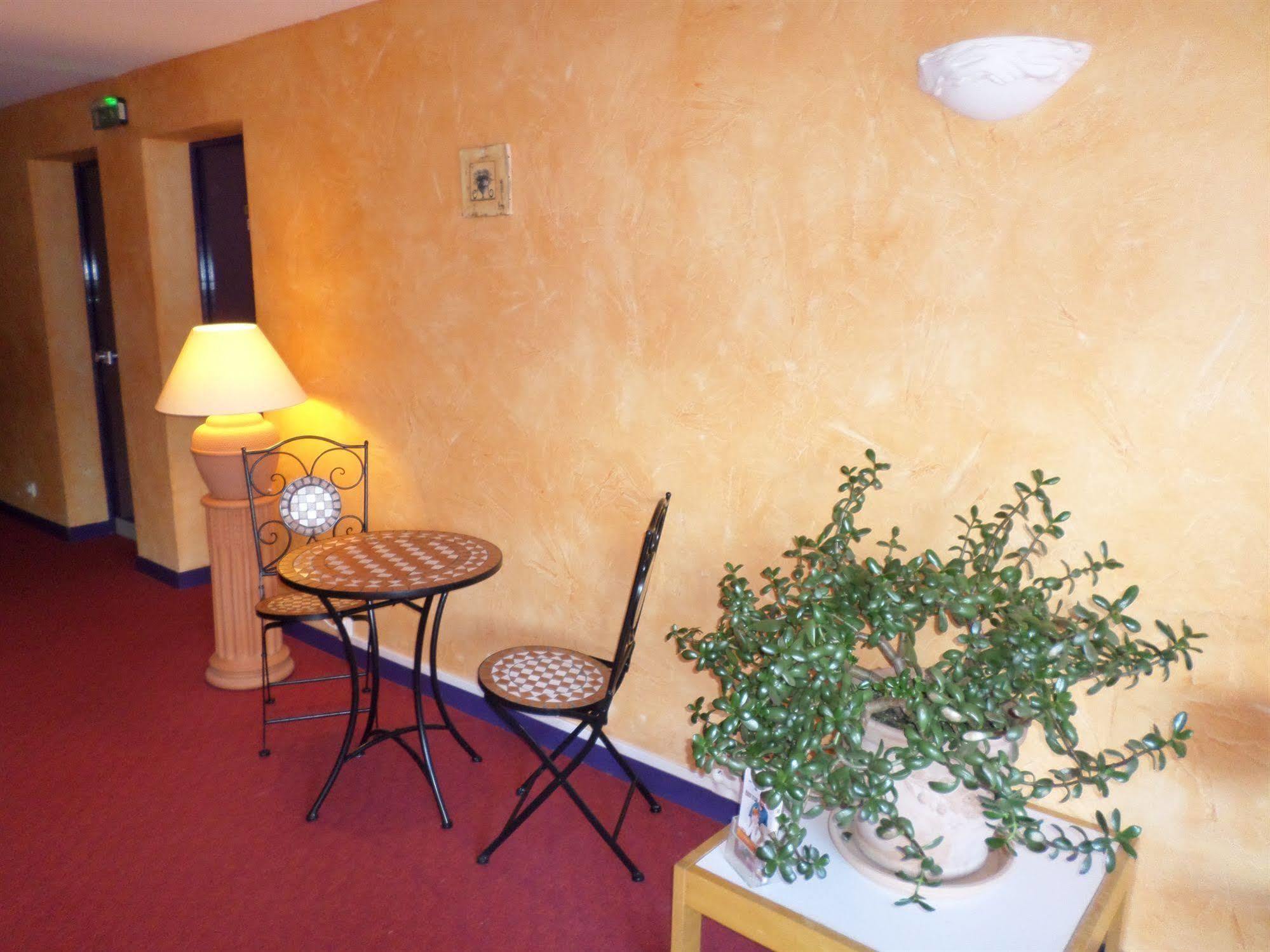 Logis Hotel Atrium Epinal Golbey Chavelot Экстерьер фото