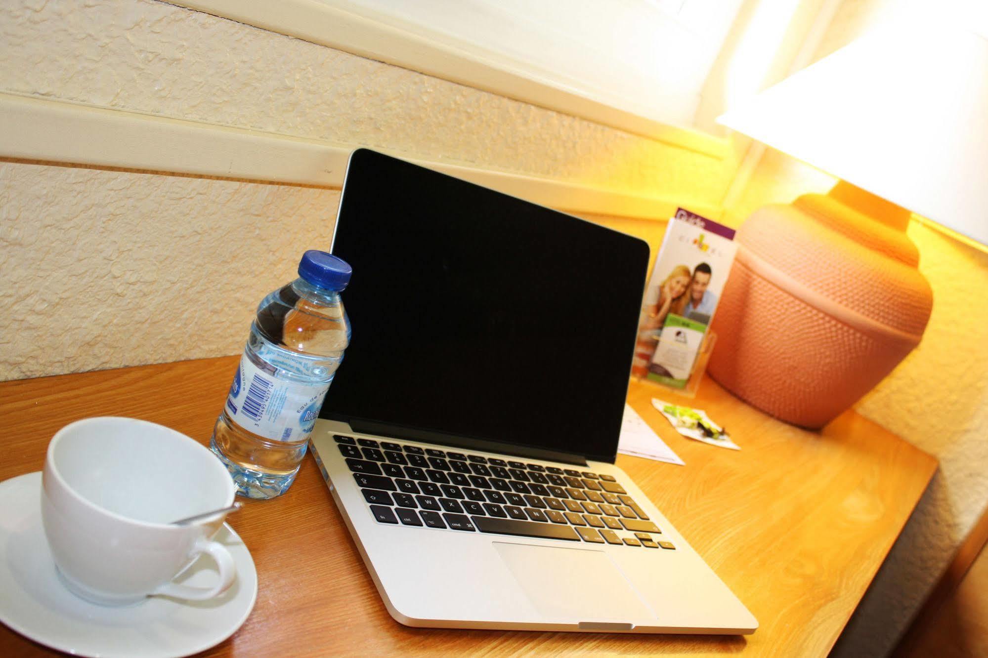 Logis Hotel Atrium Epinal Golbey Chavelot Экстерьер фото
