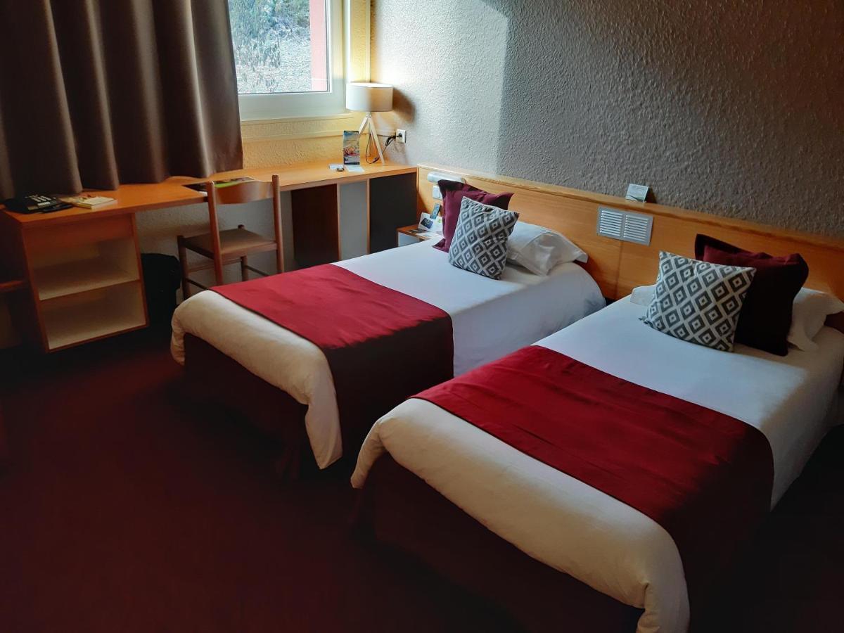 Logis Hotel Atrium Epinal Golbey Chavelot Экстерьер фото
